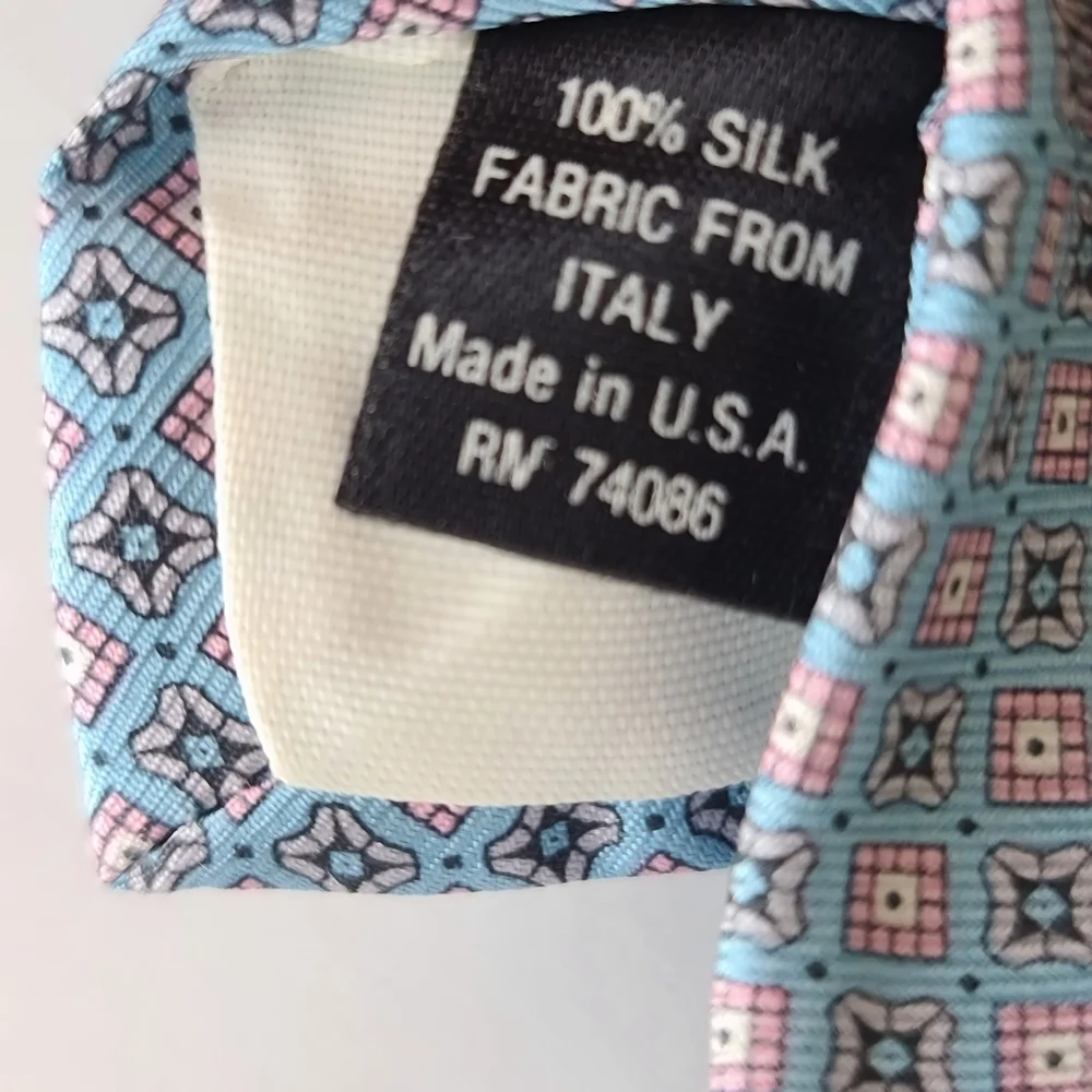 BLACK SMITH Blue/ Pink Silk Tie.